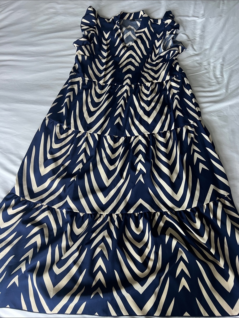 SHEIN Navy and Cream Sleeveless Tiered Maxi Dress